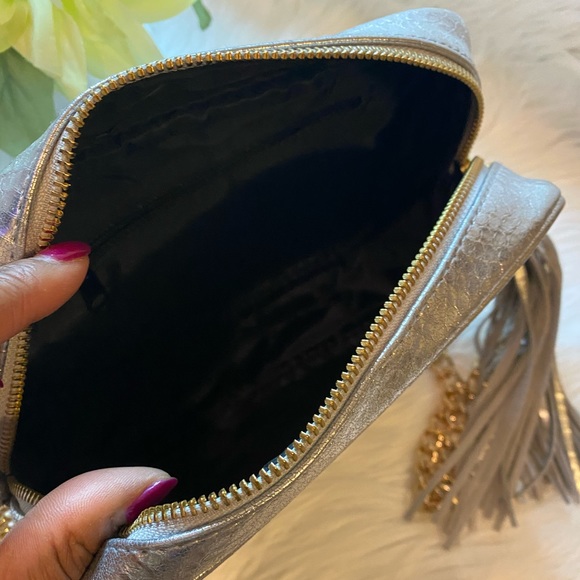 Victoria Secret Crossbody - Picture 5 of 5